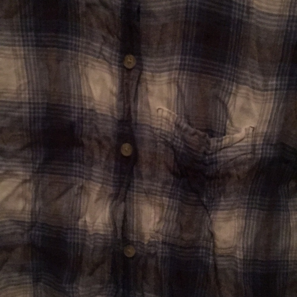 AEO button up - Picture 2 of 5